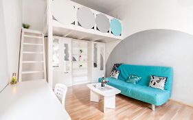 Sunny Dots Apartment - Free Parking!